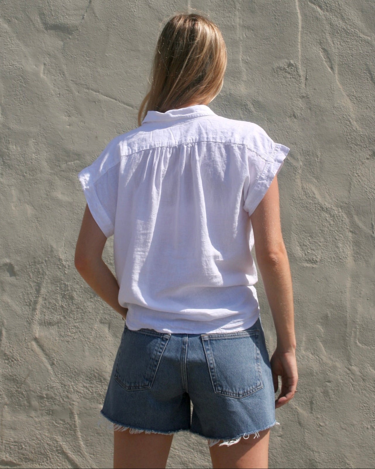 S/S HENLEY - WHITE
