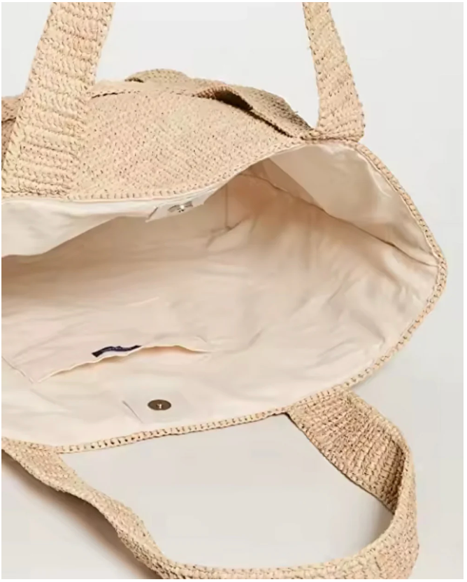THE TRAVEL TOTE