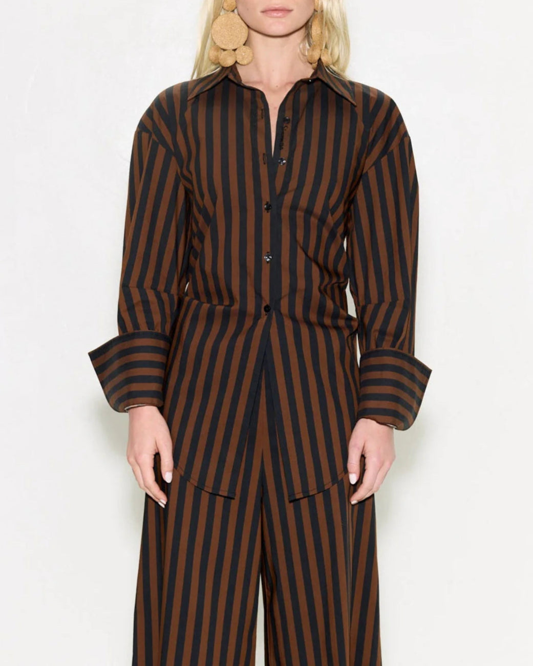LOCH POPLIN BUTTON UP - BLACK/CHOCO BROWN STRIPE