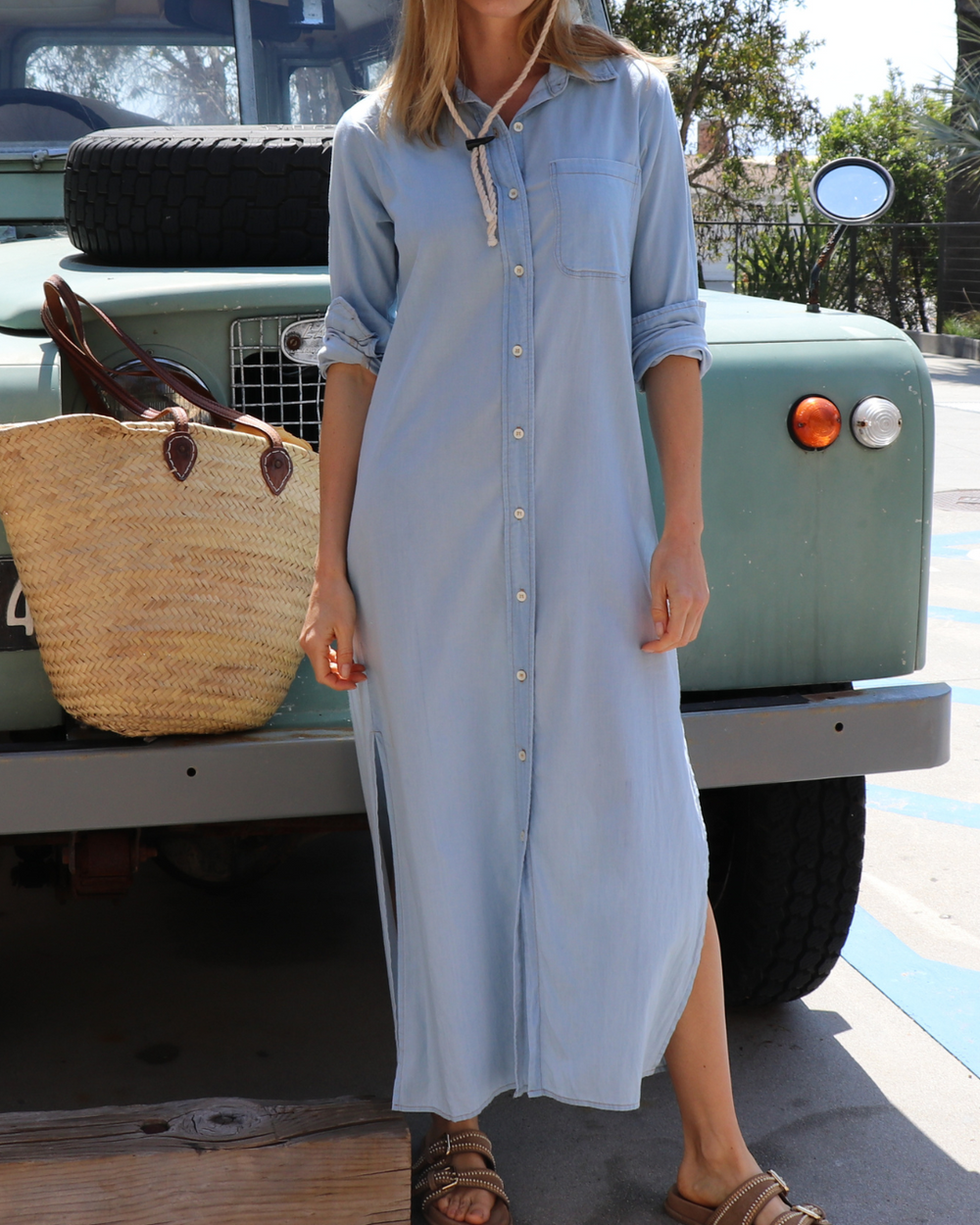 BOYFRIEND MAXI DRESS - LIGHT DENIM WASH