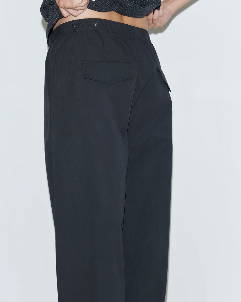 SNAP TAB PANT - BLACK