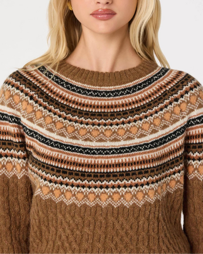 DARIA FAIRE ISLE CABLE KNIT SWEATER - CAMEL