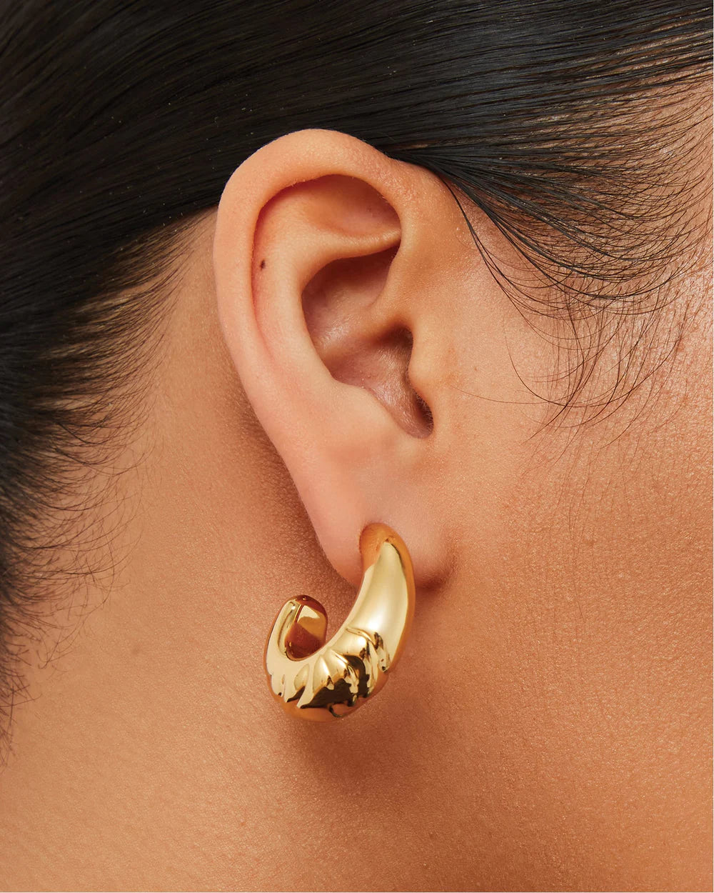 SLIM NELLE HOOPS - GOLD