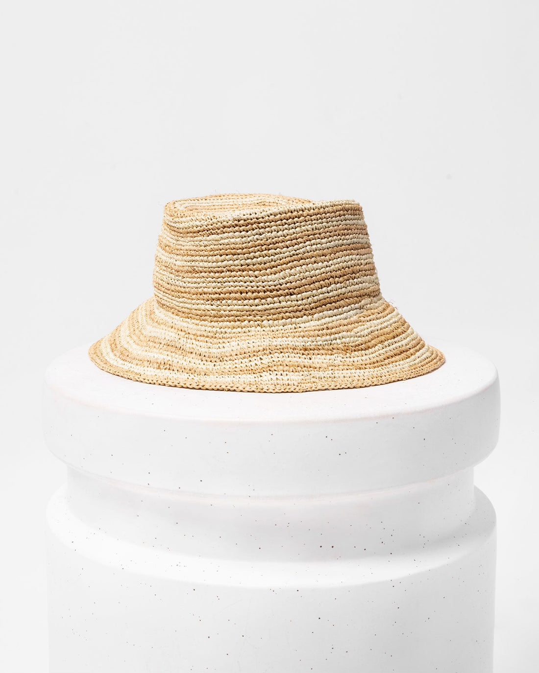 ISADORA BUCKET HAT - NATURAL STRIPE