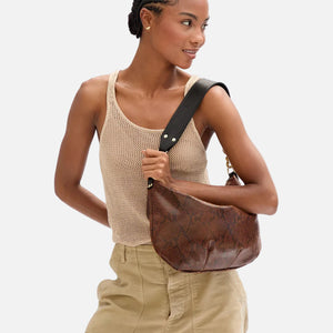 MOYEN MESSENGER - AUBURN EMBOSSED PYTHON