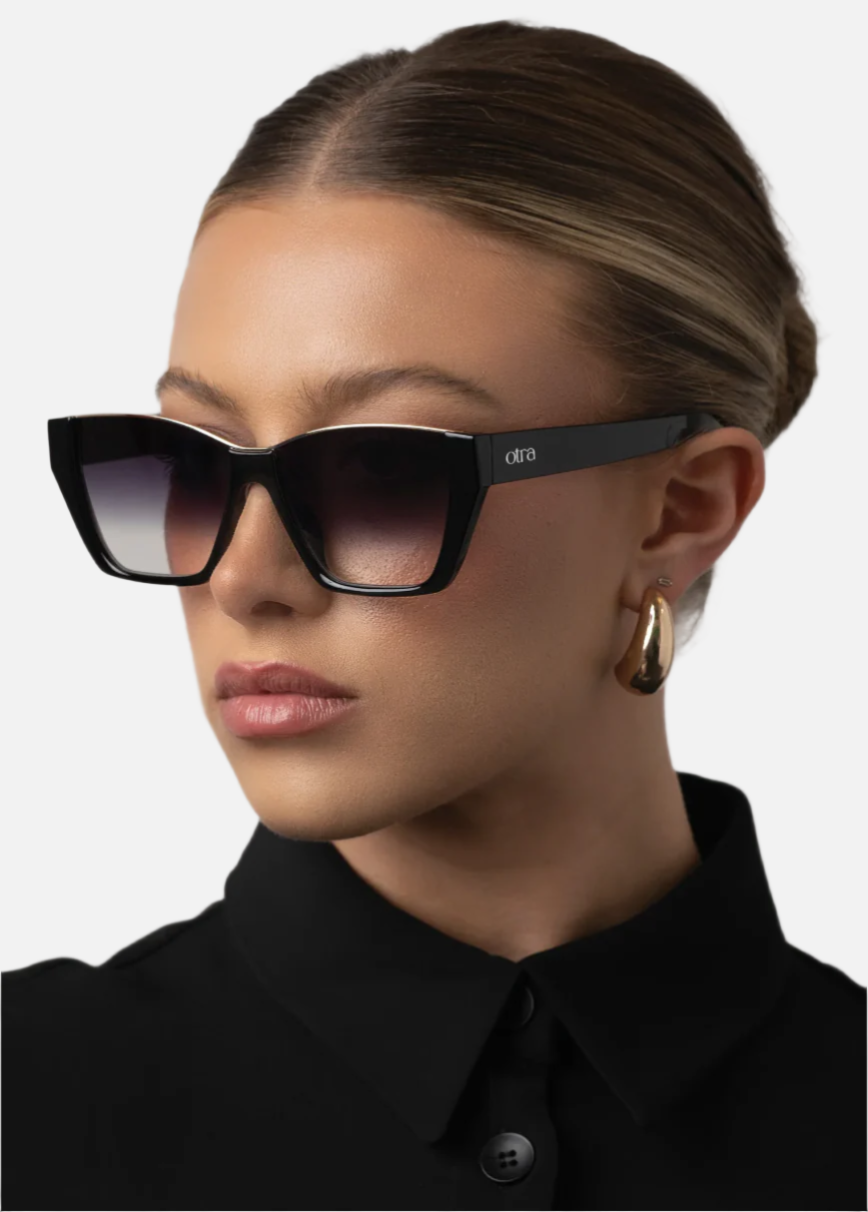BELLE - BLACK/ SMOKE FADE