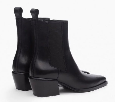 JONI LEATHER CHELSEA BOOTS - BLACK