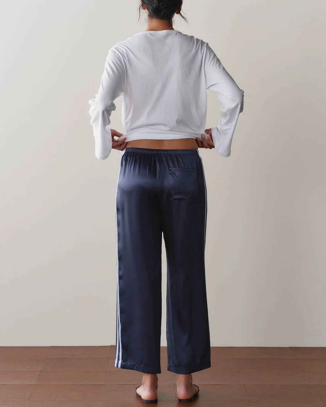 THE SILK STRIPE CROP PANT - NAVY/CLOUD