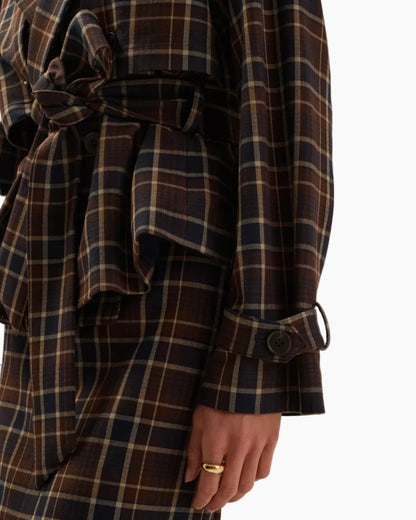 THE CROPPED CHARLES TRENCH - TOFFEE PLAID